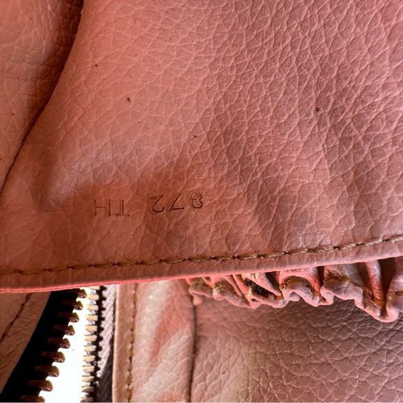 Louis Vuitton Trousse 23 - Picture 9 of 9